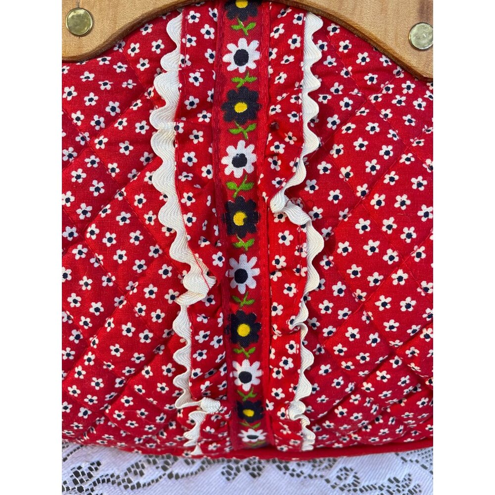 Vintage 1970s Bermuda purse Bag Red Quilted Wood Handle Boho Hippy - Picture 5 of 11